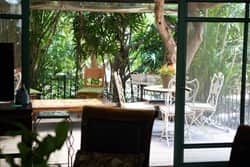 חדר ישיבות קטן - פנים חוץ