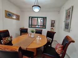 חדר ישיבות קטן - סידור לסדנא