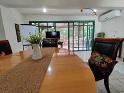 חדר ישיבות קטן - סידור לסדנא